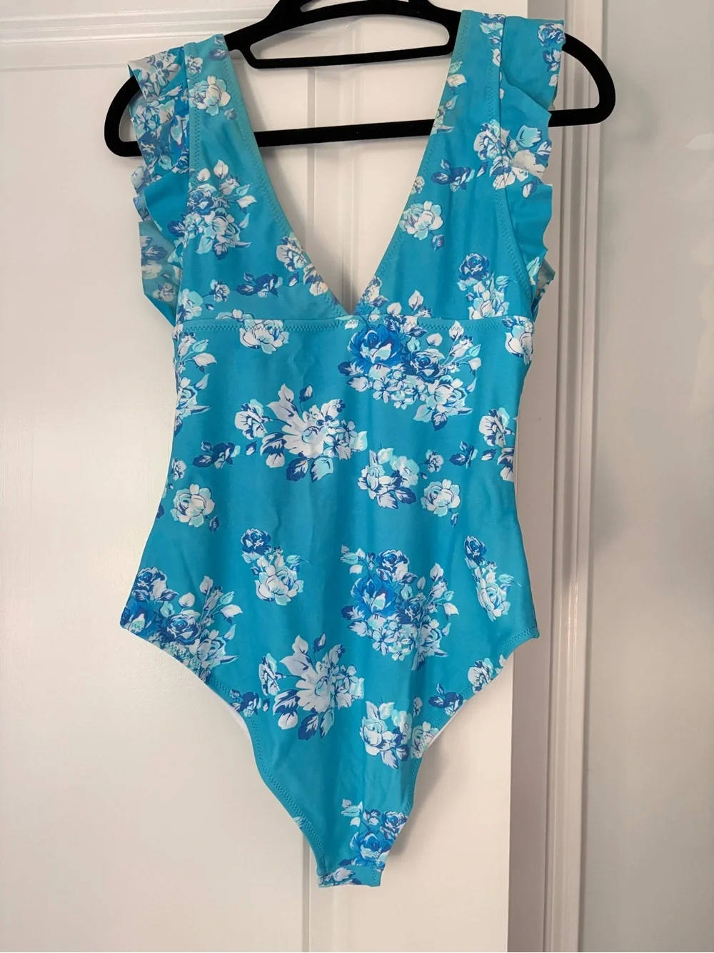 Cupshe adorable swimsuit